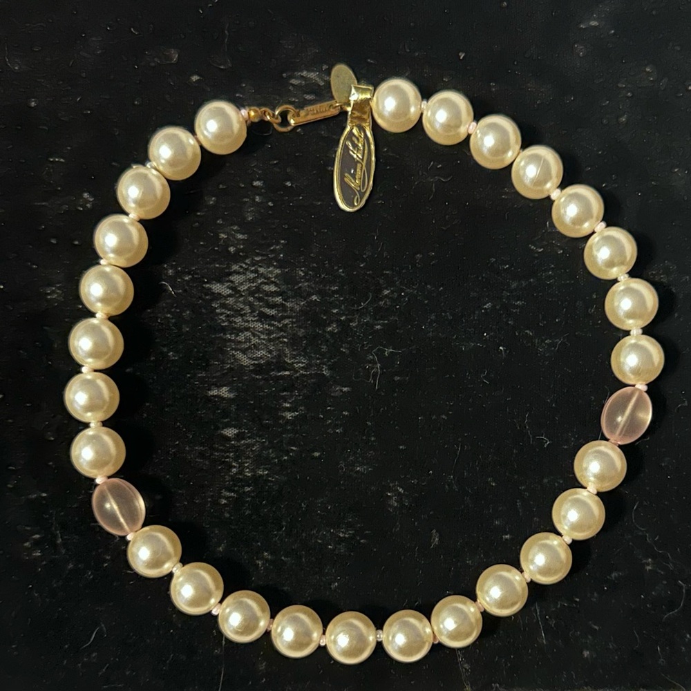 Miriam Haskell Elegant Pearl Chocker with Gold Accents and lucite